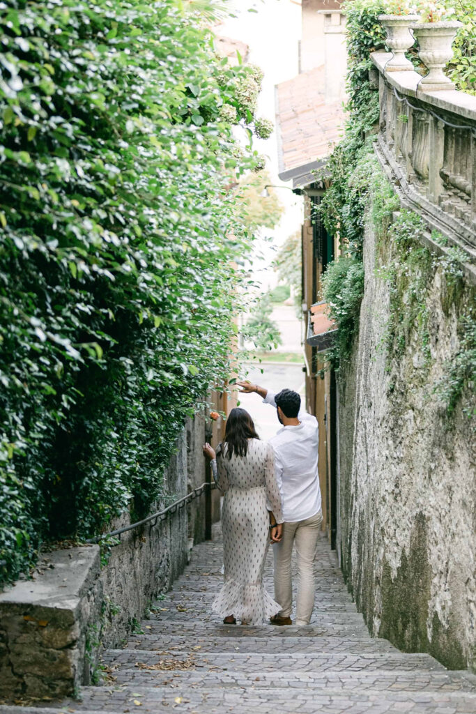 pre wedding couple photoshoot in Italy